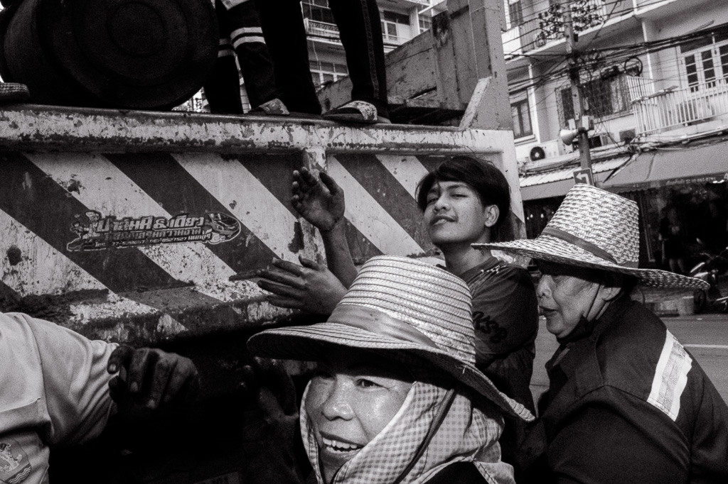 Use left and right keyboard arrows to navigate