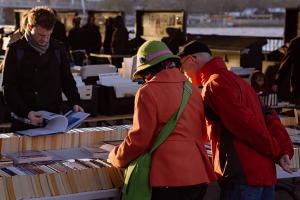 Book market on the Thames