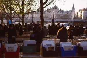 Book market on the Thames