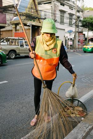 Charoen Krung Rd