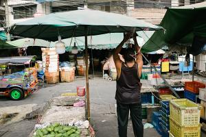 Mahanak Fruit Market